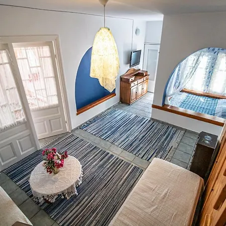 Matula Apartment *